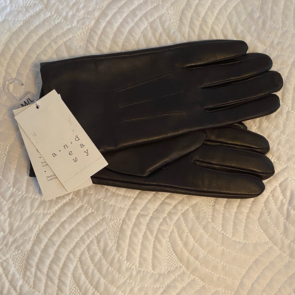 A new day women’s dark brown Leather Gloves